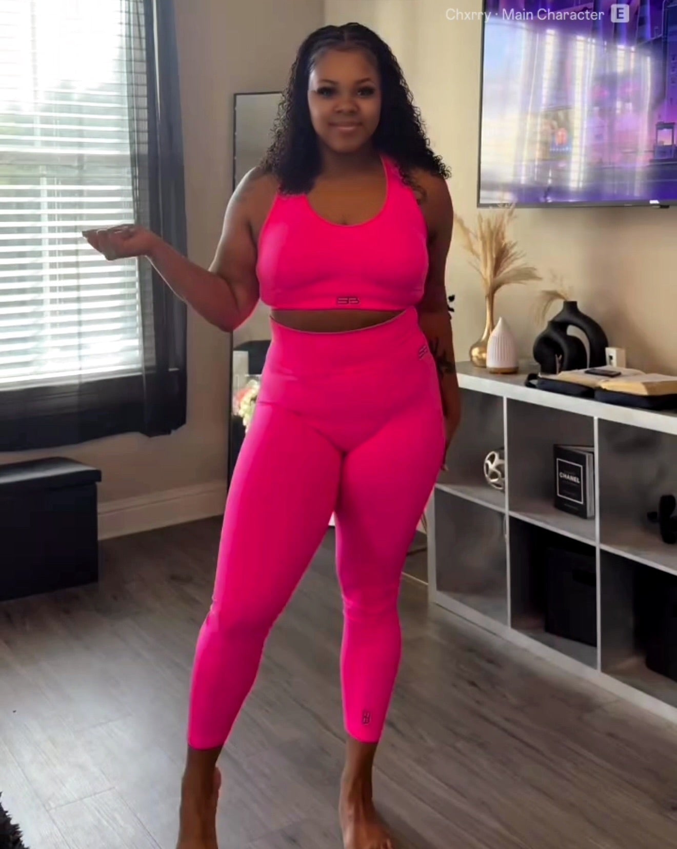 SculptedBae deluxe Fit ™ - 2 Piece Pant Set
Seamless High-Waist Ruched Legging & Sports Bra
